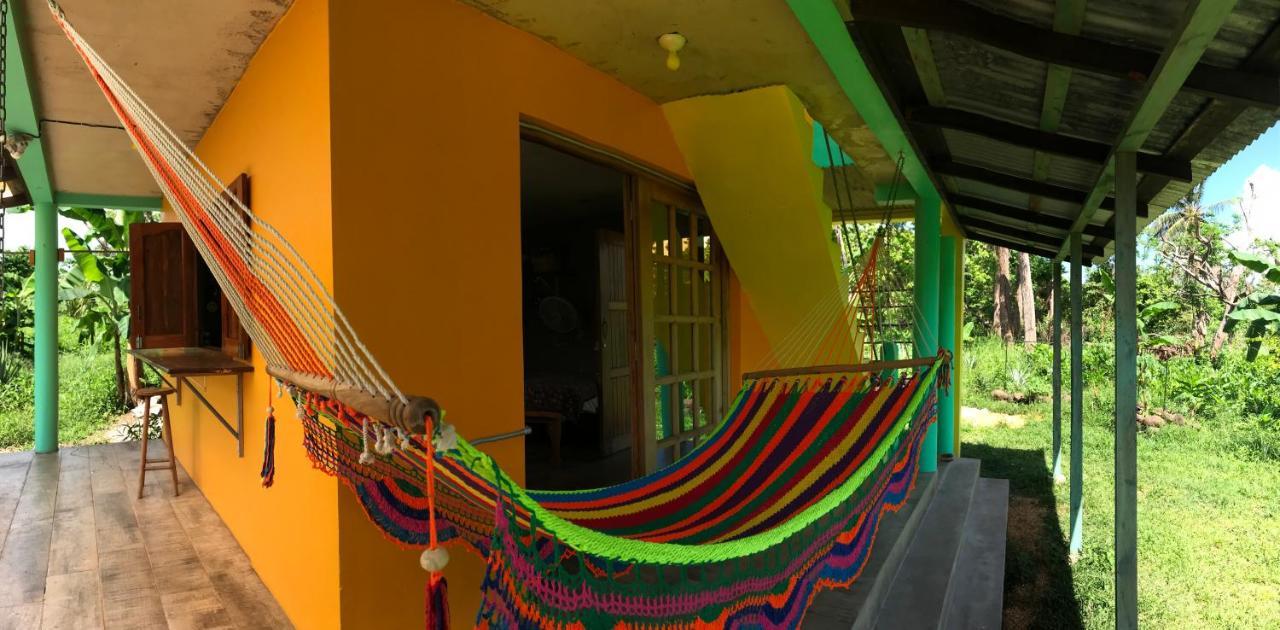 Hotel La Casa Naranja Brig Bay Exterior foto